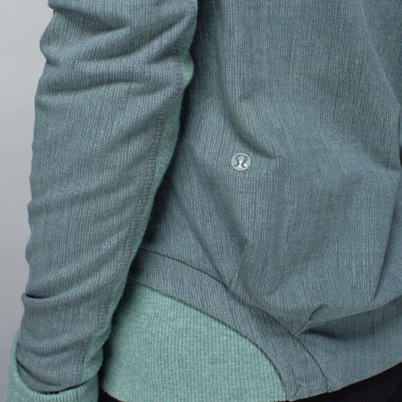Lululemon To Class Jacket in Earl Grey/Deep Shore - Picture 7 of 14